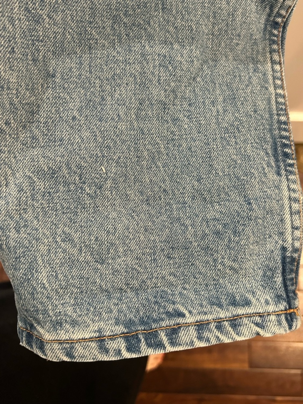 Vintage 1990s Banana Republic Light-Medium Wash Straight Jeans, Baggy Fit - Picture 11 of 16